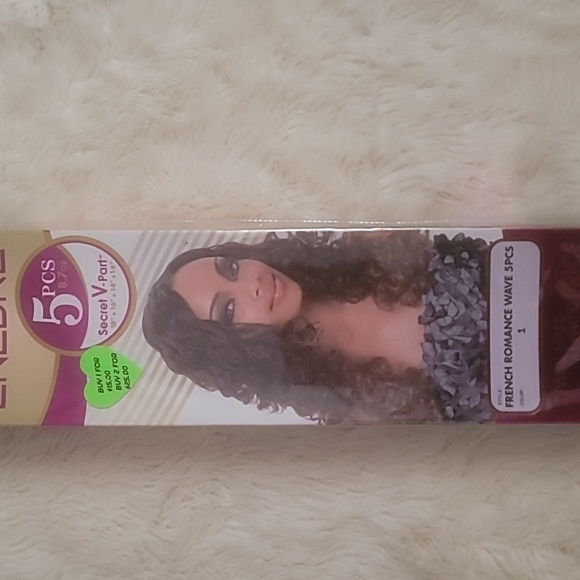 **Janet Collection - Picture 2 of 4